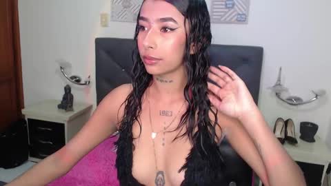 Maddy Parker  online show from 10, 3, 2025