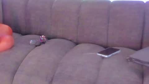 Maddy  online show from 7, 4, 2026