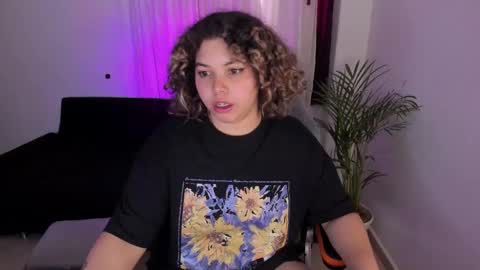 madelaine_taylor online show from 11, 1, 2025