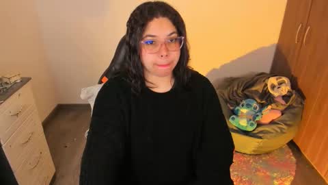 madelaine_taylor online show from 27, 9, 2025