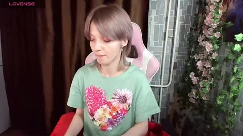 madelaines online show from 26, 4, 2026