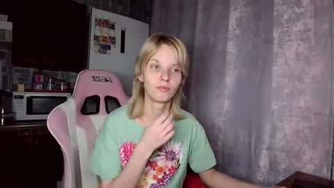 madelaines online show from 25, 6, 2026
