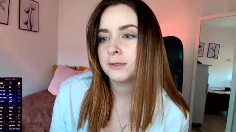 madelamee online show from 14, 10, 2025