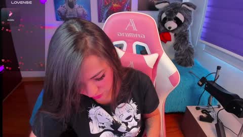 Snapshot of madeleine_shinobi chatting on 21, 1, 2025 Emily Only Fans online show from 21, 1, 2025