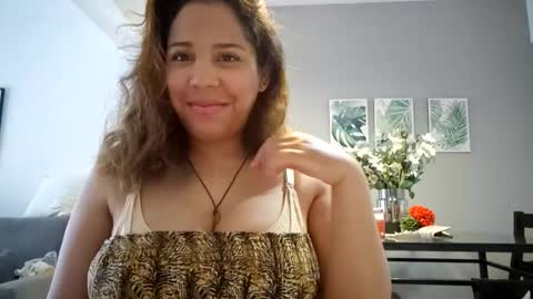 Snapshot of madellein chatting on 2, 10, 2025 madellein online show from 2, 10, 2025