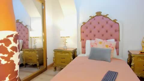 madelyn walker  online show from 11, 1, 2026