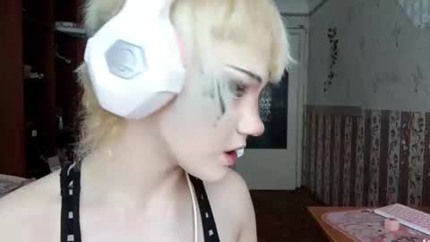 Snapshot of madgezari chatting on 3, 3, 2026 Alice Kaneki online show from 3, 3, 2026