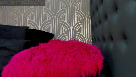   online show from 22, 2, 2025