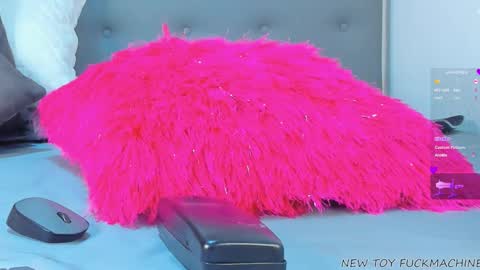   online show from 10, 9, 2025