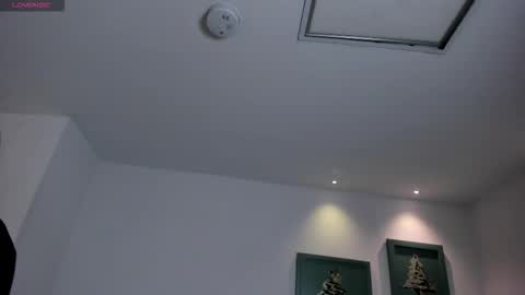 Maddi Collins online show from 30, 11, 2025