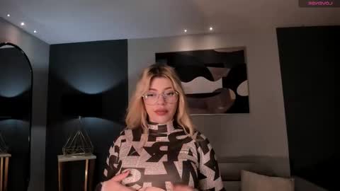 Madison Kane online show from 12, 11, 2025