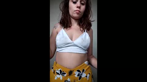 My name is madi Lushdomi is activeThere are legends that in this room all your wishes can come true  Private is Open online show from 27, 5, 2026