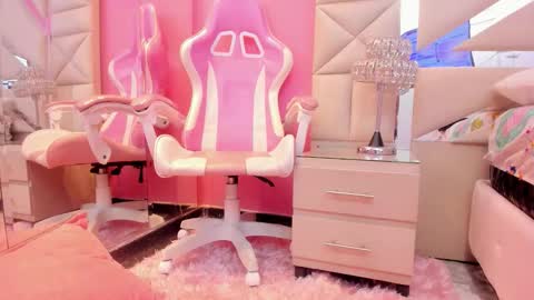 Snapshot of madisson_molly0 chatting on 24, 2, 2026 madisson_molly0 online show from 24, 2, 2026