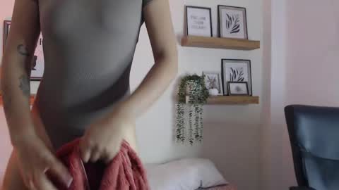 Snapshot of madissonkay chatting on 18, 4, 2026 online show from 18, 4, 2026