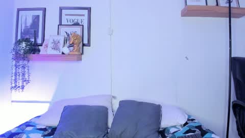 Snapshot of madissonkay chatting on 1, 6, 2026 online show from 1, 6, 2026