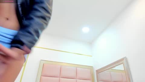 Snapshot of mady_edwards chatting on 8, 3, 2025 Mady online show from 8, 3, 2025