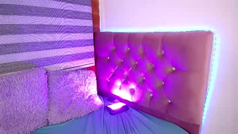 Snapshot of maeena chatting on 27, 2, 2025 maeena online show from 27, 2, 2025