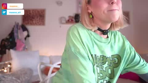 Maeve  schedule 11 am- 530 pm colombia time  online show from 21, 4, 2026