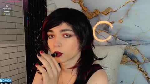 maevekuro online show from 12, 11, 2025