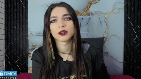 maevekuro online show from 10, 4, 2026