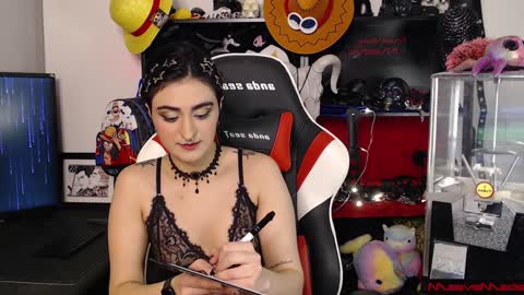 Snapshot of maevemads chatting on 15, 1, 2025 Meaves online show from 15, 1, 2025