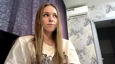 Snapshot of mafaldatefera chatting on 1, 3, 2026 Sara online show from 1, 3, 2026