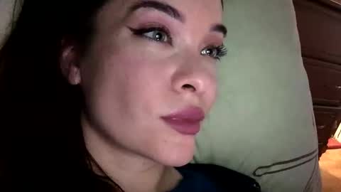 magggg658318 online show from 6, 1, 2025