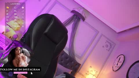   online show from 11, 1, 2025