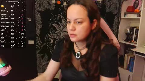 Claire online show from 14, 10, 2025