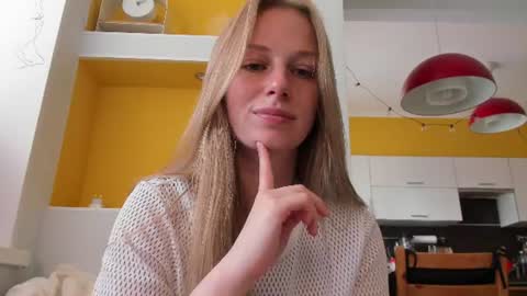 Snapshot of magic_couple13 chatting on 29, 6, 2026 Alice online show from 29, 6, 2026