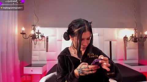 Snapshot of magic_isis_ chatting on 27, 2, 2026 Magic isis online show from 27, 2, 2026