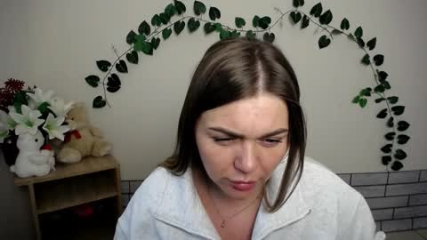 magic_katarina_ online show from 7, 10, 2025