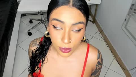 Snapshot of magic_marg chatting on 13, 1, 2025 Marge online show from 13, 1, 2025