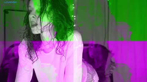 Snapshot of magic_mini_moon chatting on 3, 12, 2024 Mikky or Moon online show from 3, 12, 2024