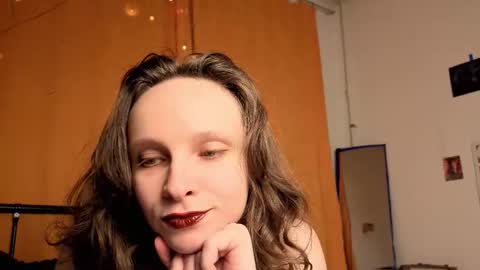 Snapshot of magic_mini_moon chatting on 14, 12, 2025 Mikky or Moon online show from 14, 12, 2025