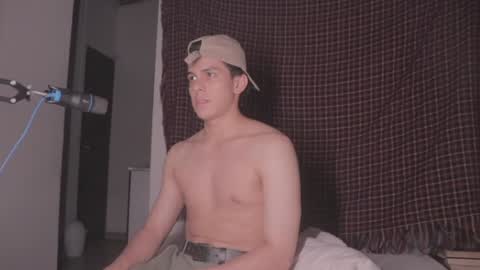 Snapshot of magic_tony chatting on 8, 2, 2025 Tony Hoffa online show from 8, 2, 2025