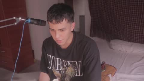 Snapshot of magic_tony chatting on 12, 2, 2025 Tony Hoffa online show from 12, 2, 2025