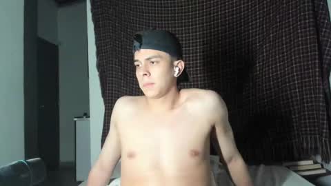 Snapshot of magic_tony chatting on 19, 2, 2025 Tony Hoffa online show from 19, 2, 2025