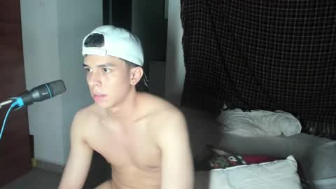 Snapshot of magic_tony chatting on 23, 2, 2025 Tony Hoffa online show from 23, 2, 2025