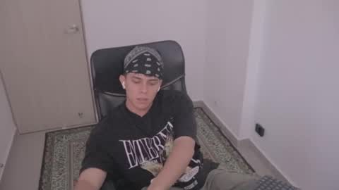 Snapshot of magic_tony chatting on 20, 9, 2025 Tony Hoffa online show from 20, 9, 2025