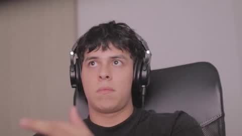 Snapshot of magic_tony chatting on 11, 10, 2025 Tony Hoffa online show from 11, 10, 2025