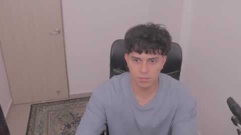 Snapshot of magic_tony chatting on 12, 11, 2025 Tony Hoffa online show from 12, 11, 2025