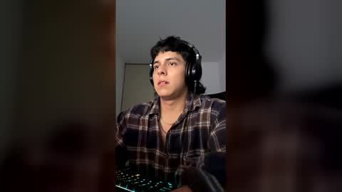 Snapshot of magic_tony chatting on 5, 1, 2026 Tony Hoffa online show from 5, 1, 2026