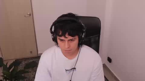 Snapshot of magic_tony chatting on 24, 2, 2026 Tony Hoffa online show from 24, 2, 2026