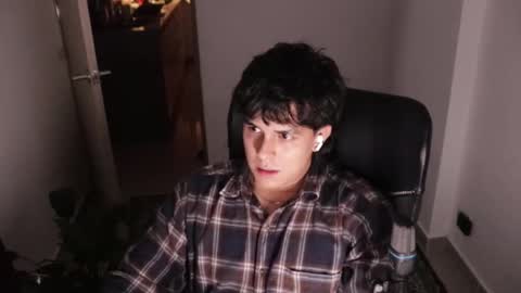 Snapshot of magic_tony chatting on 8, 3, 2026 Tony Hoffa online show from 8, 3, 2026