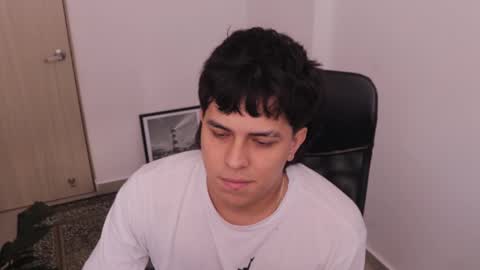 Snapshot of magic_tony chatting on 23, 3, 2026 Tony Hoffa online show from 23, 3, 2026