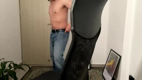 Snapshot of magic_tony chatting on 28, 3, 2026 Tony Hoffa online show from 28, 3, 2026