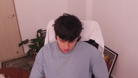 Snapshot of magic_tony chatting on 4, 4, 2026 Tony Hoffa online show from 4, 4, 2026