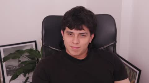 Snapshot of magic_tony chatting on 10, 4, 2026 Tony Hoffa online show from 10, 4, 2026