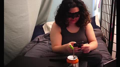 Snapshot of magicalgirlfrieren chatting on 30, 10, 2025 magicalgirlfrieren online show from 30, 10, 2025